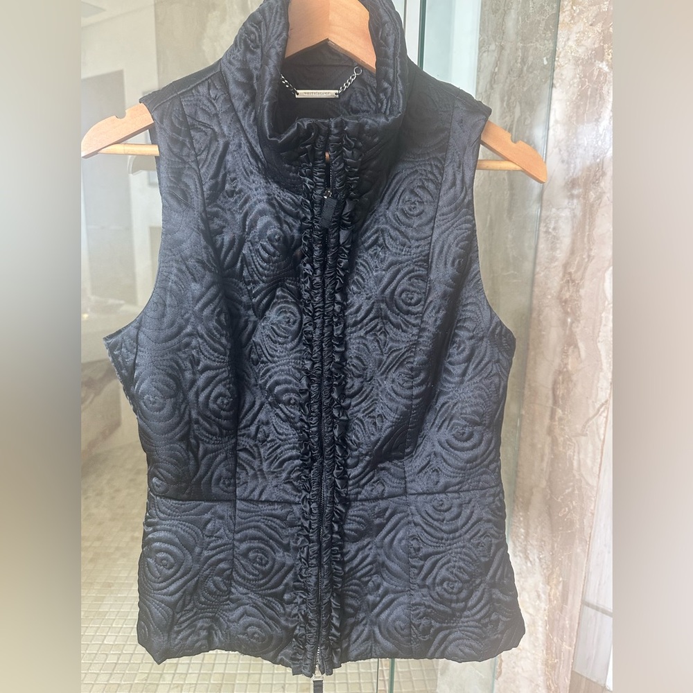 So Elegant and Unique Make Outfit  Vest 30%off
